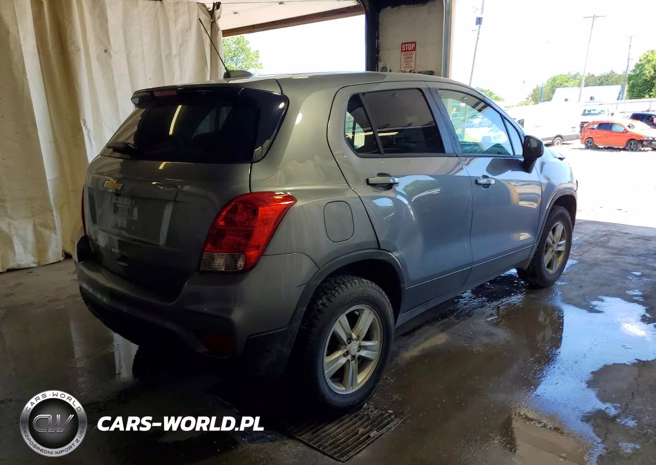 2020 Chevrolet Trax Ls VIN:3GNCJNSB6LL226046 - 3