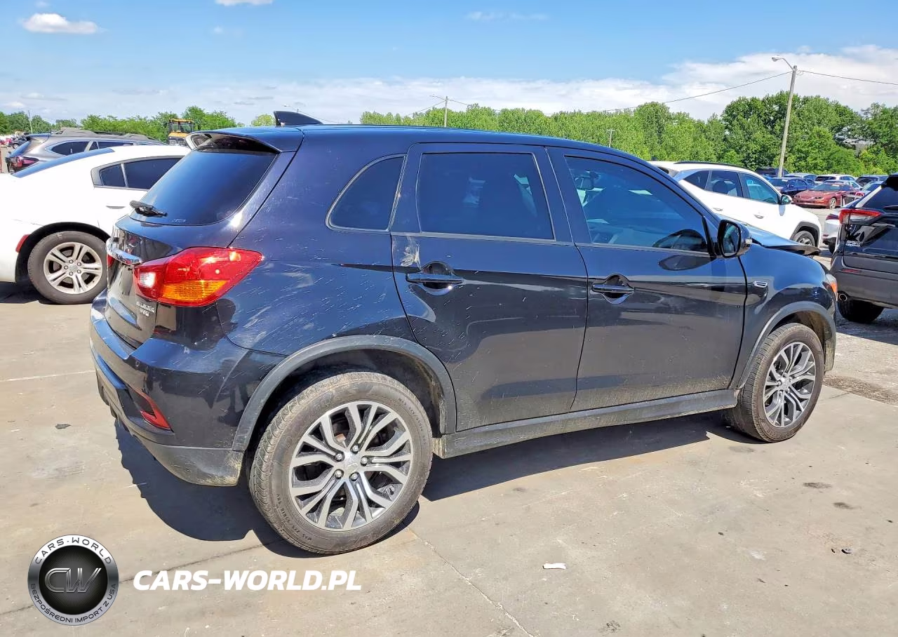 2018 Mitsubishi Outlander Sport Es VIN:JA4AR3AU1JZ014073 - 3
