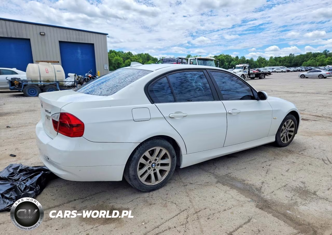 2006 BMW 325 Xi VIN:WBAVD13516KV07166 - 3