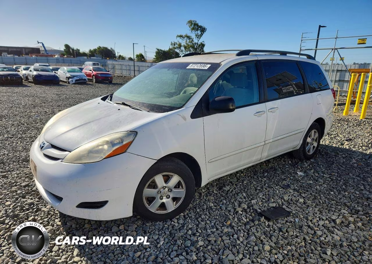 2008 Toyota Sienna Le 7-Passenger – zdjęcie 1 z 13