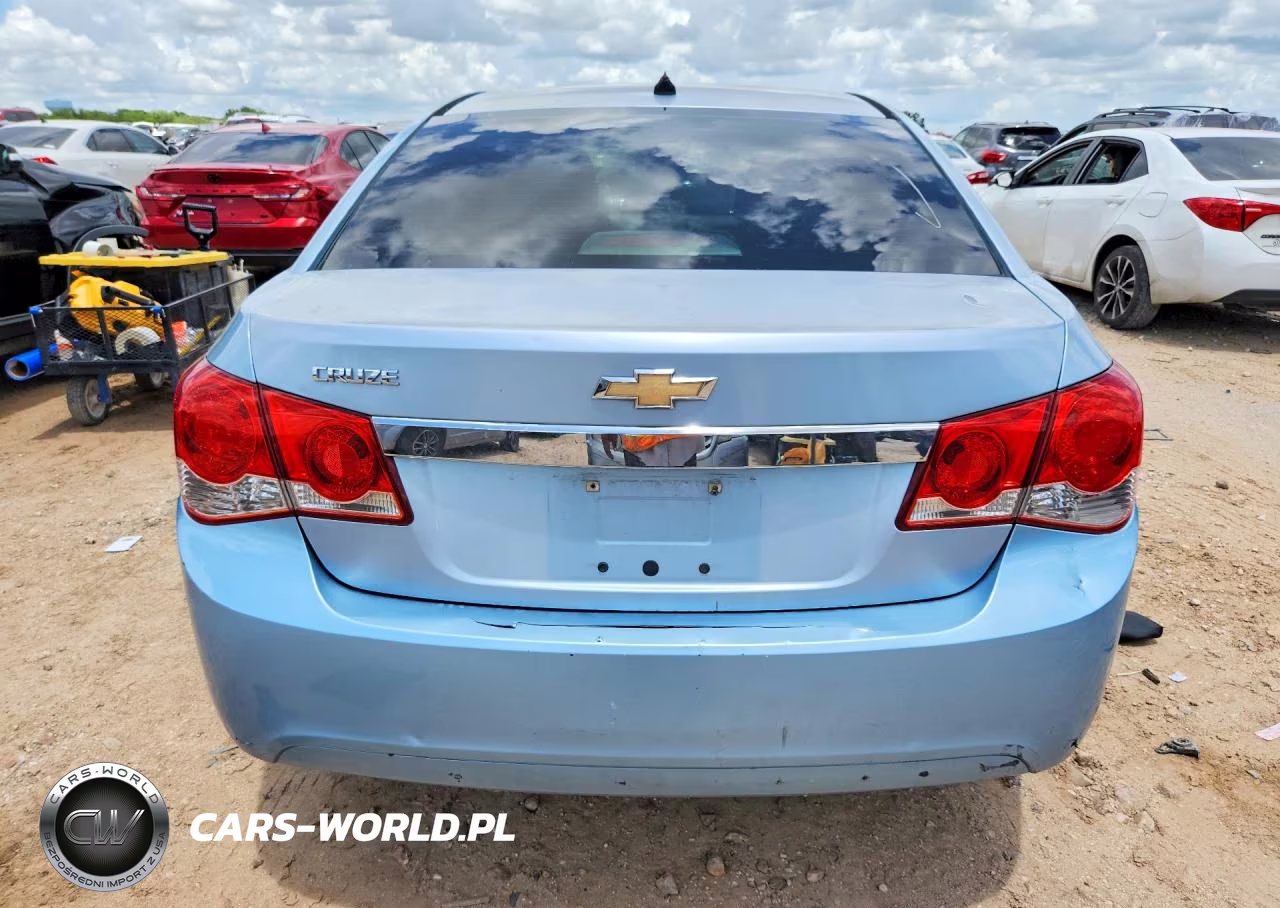 2012 Chevrolet Cruze Ls VIN:1G1PC5SH0C7217087 - 6