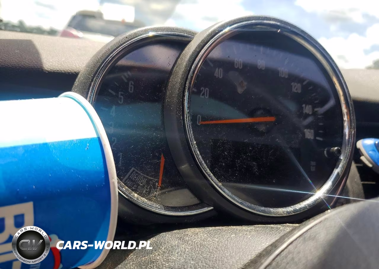 2018 Mini Cooper S VIN:WMWXU3C56J2F51549 - 9