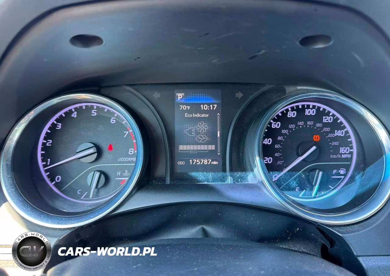 2020 Toyota Camry Se VIN:4T1G11AK0LU346463 - 8