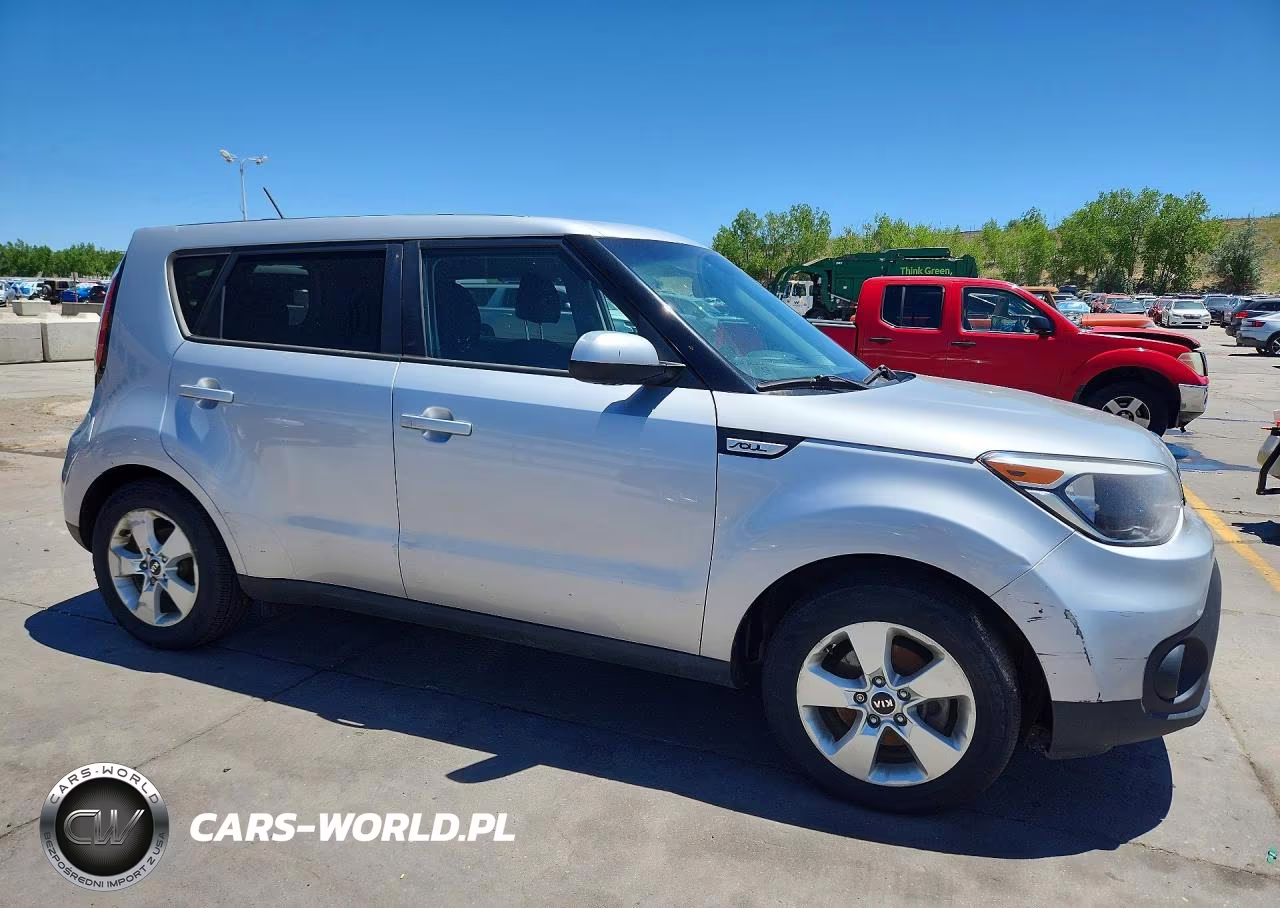 2018 Kia Soul Base VIN:KNDJN2A26J7561572 - 4