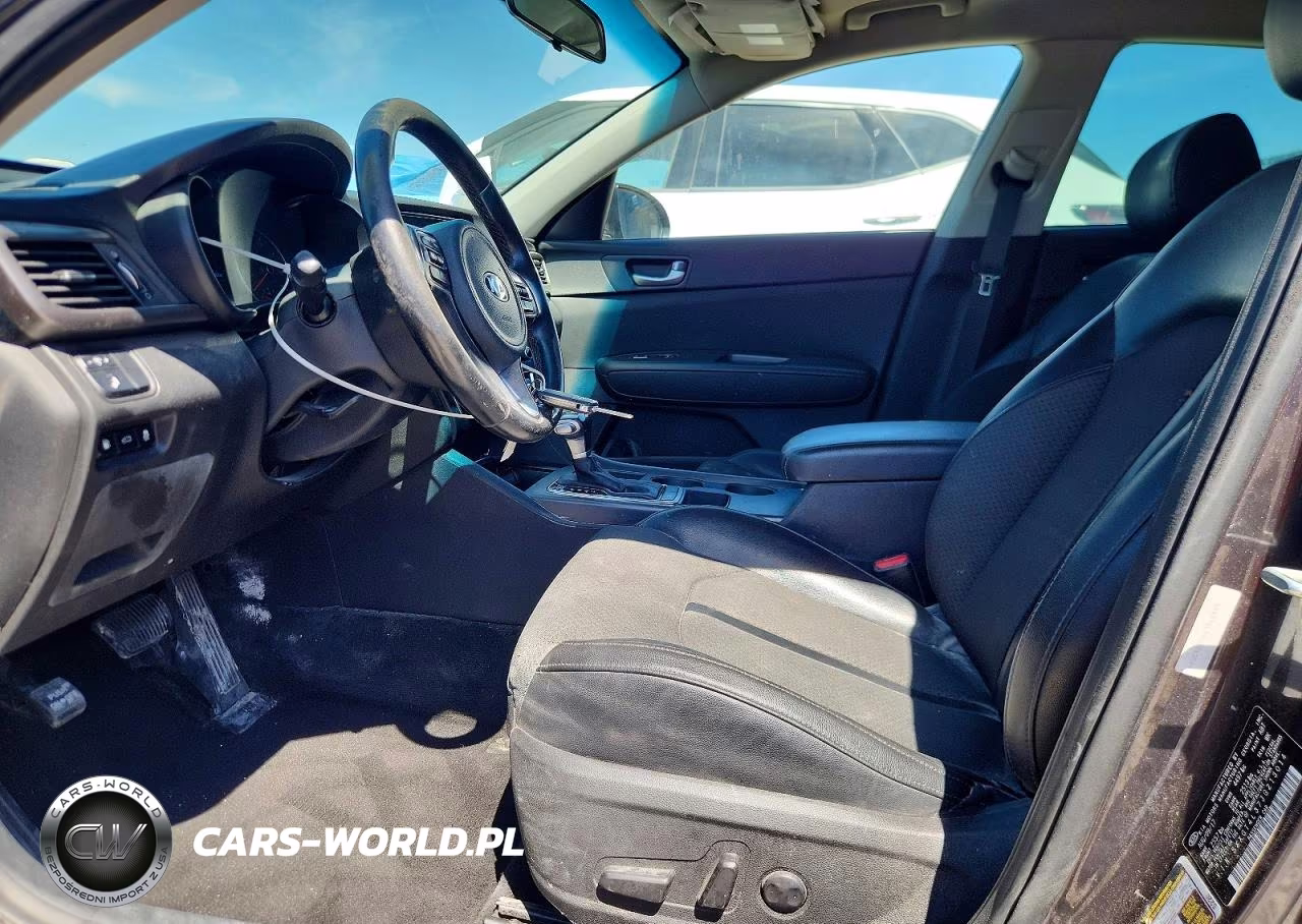 2018 Kia Optima S VIN:5XXGT4L37JG213014 - 7
