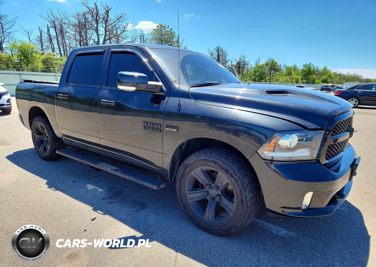 2017 Ram 1500 Sport VIN:1C6RR7MT0HS653977 - 4