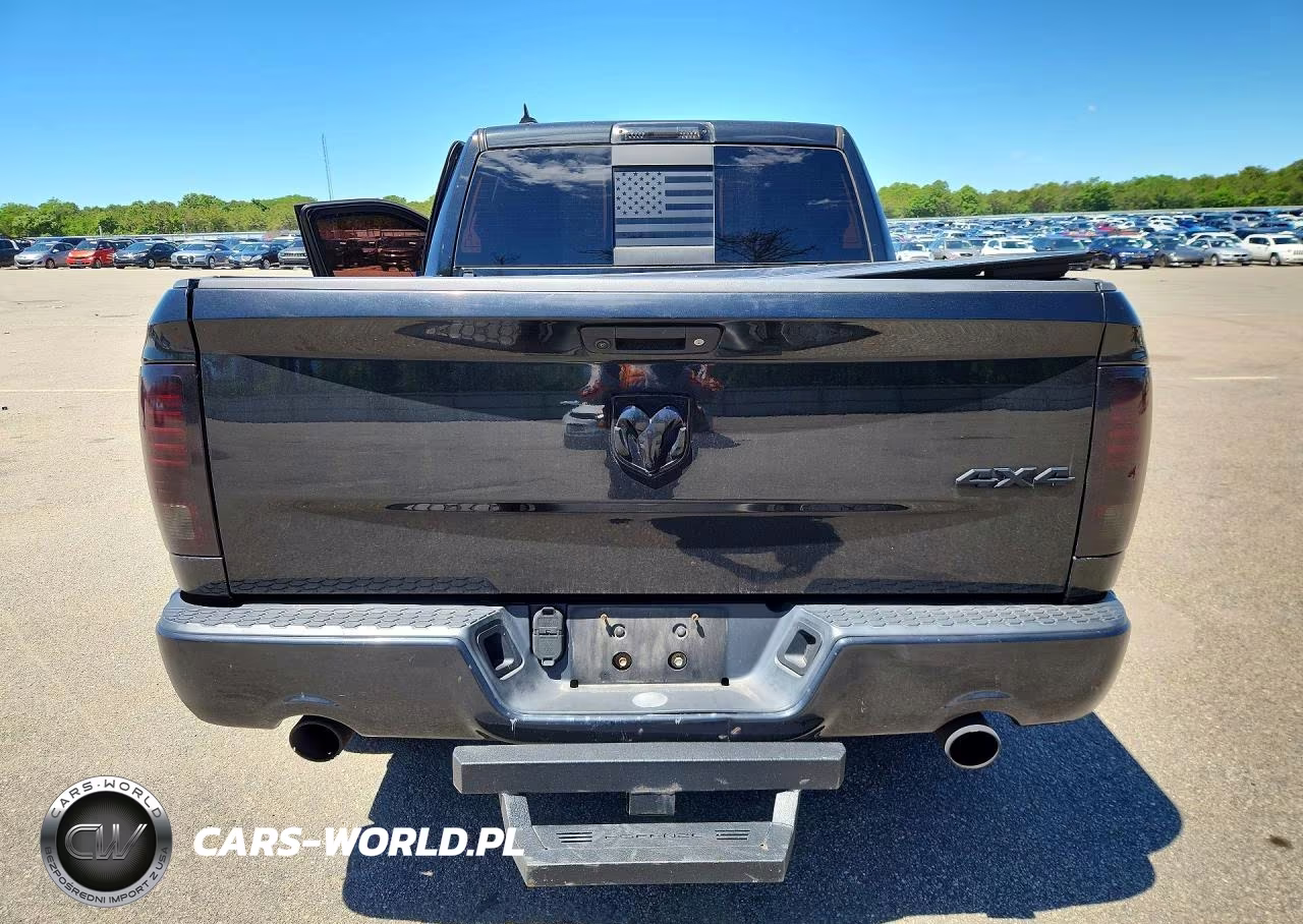 2017 Ram 1500 Sport VIN:1C6RR7MT0HS653977 - 6