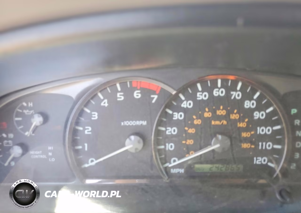 2007 Toyota Sequoia Limited VIN:5TDBT48A07S281194 - 9
