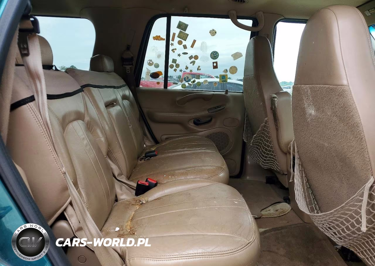 1998 Ford Expedition VIN:1FMFU18L4WLA08382 - 11