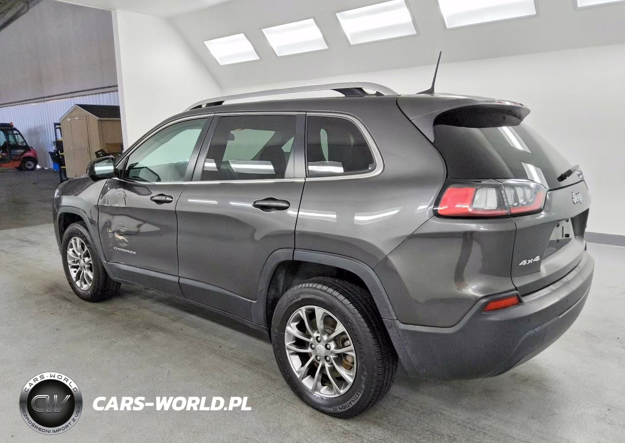 2020 Jeep Cherokee Latitude Plus VIN:1C4PJMLBXLD567765 - 2