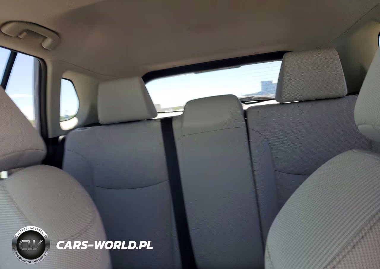 2022 Toyota Corolla Cross Le VIN:7MUBAABG3NV019495 - 10
