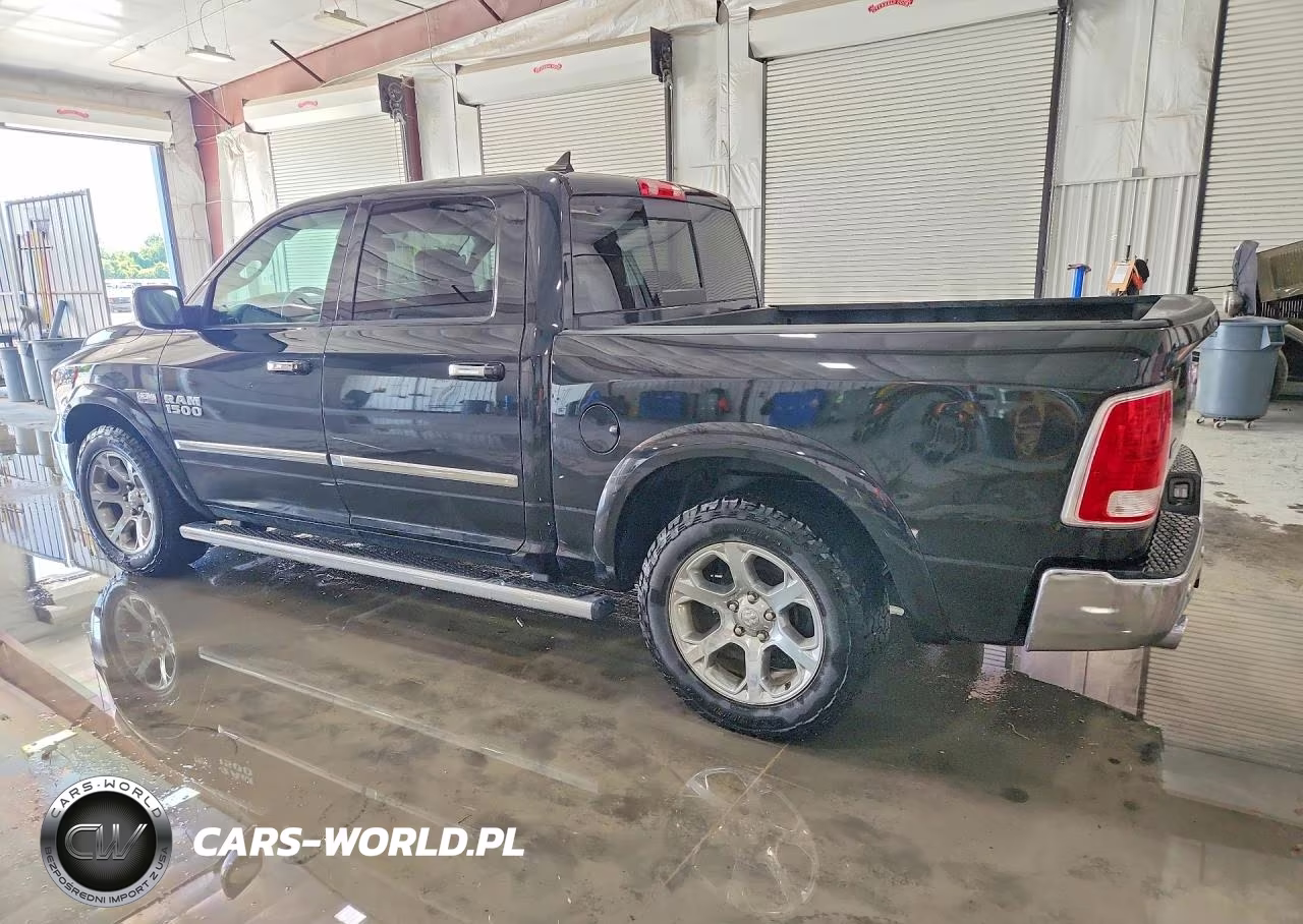 2017 Ram 1500 Laramie VIN:1C6RR7NT5HS783722 - 2