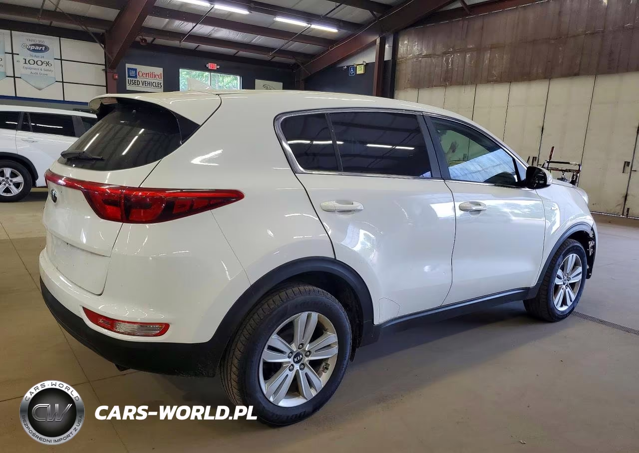 2017 Kia Sportage Lx VIN:KNDPMCACXH7040814 - 3