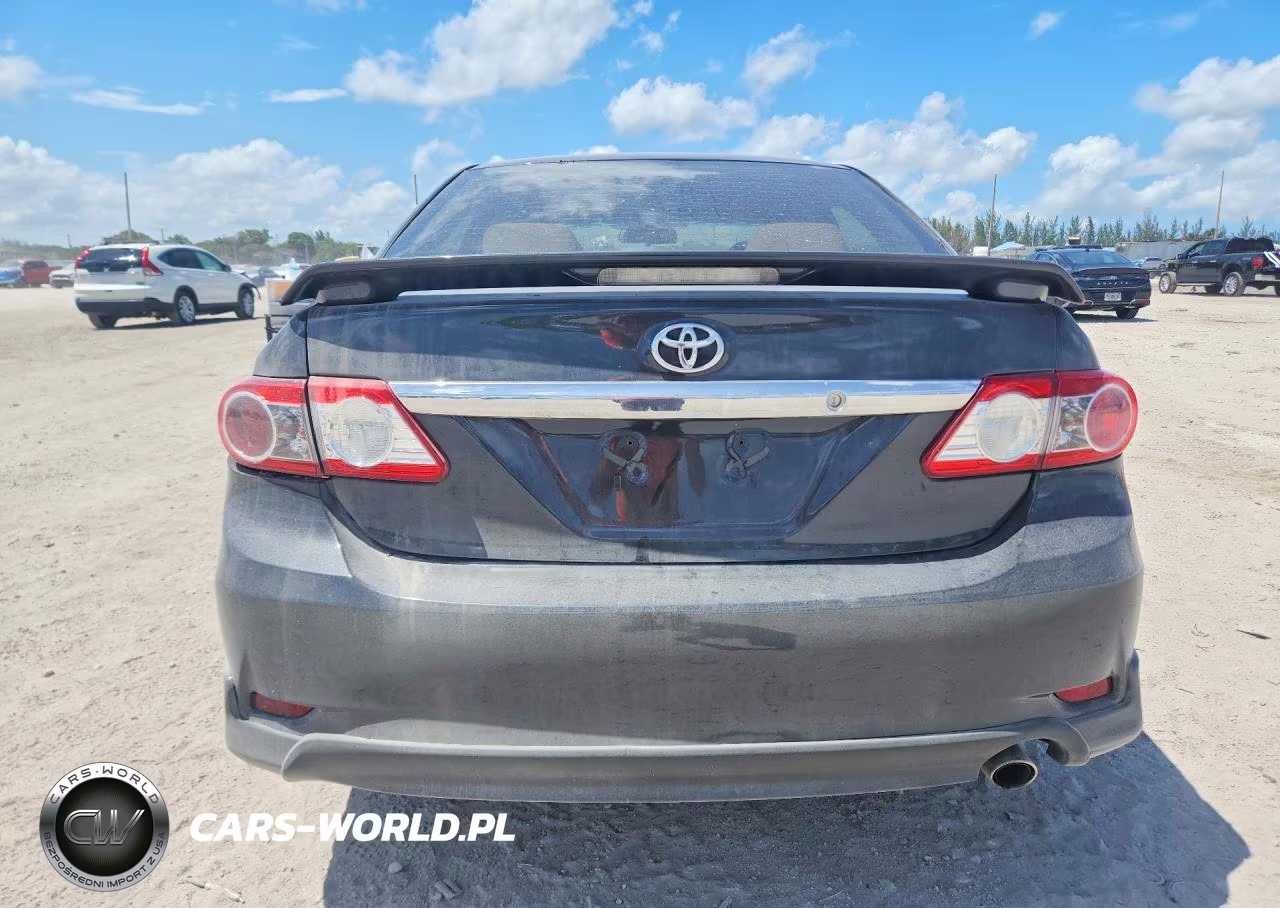 2013 Toyota Corolla S VIN:5YFBU4EE2DP111749 - 6