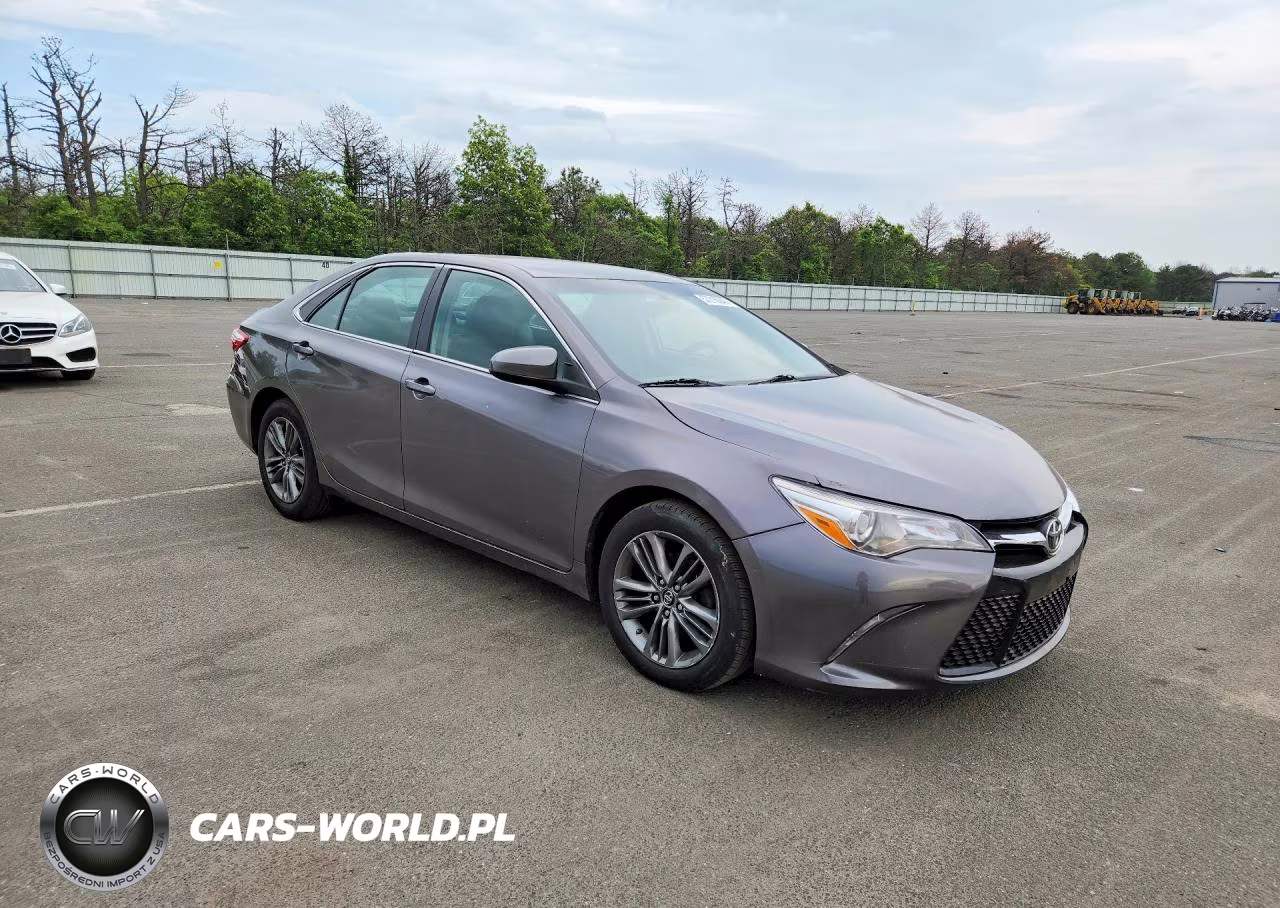 2017 Toyota Camry Se VIN:4T1BF1FK5HU346552 - 4