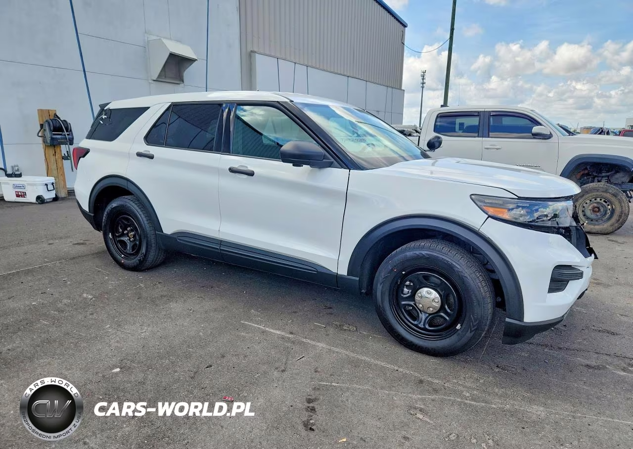 2025 Ford Explorer Police Interceptor VIN:1FM5K8AB5SGA31667 - 4