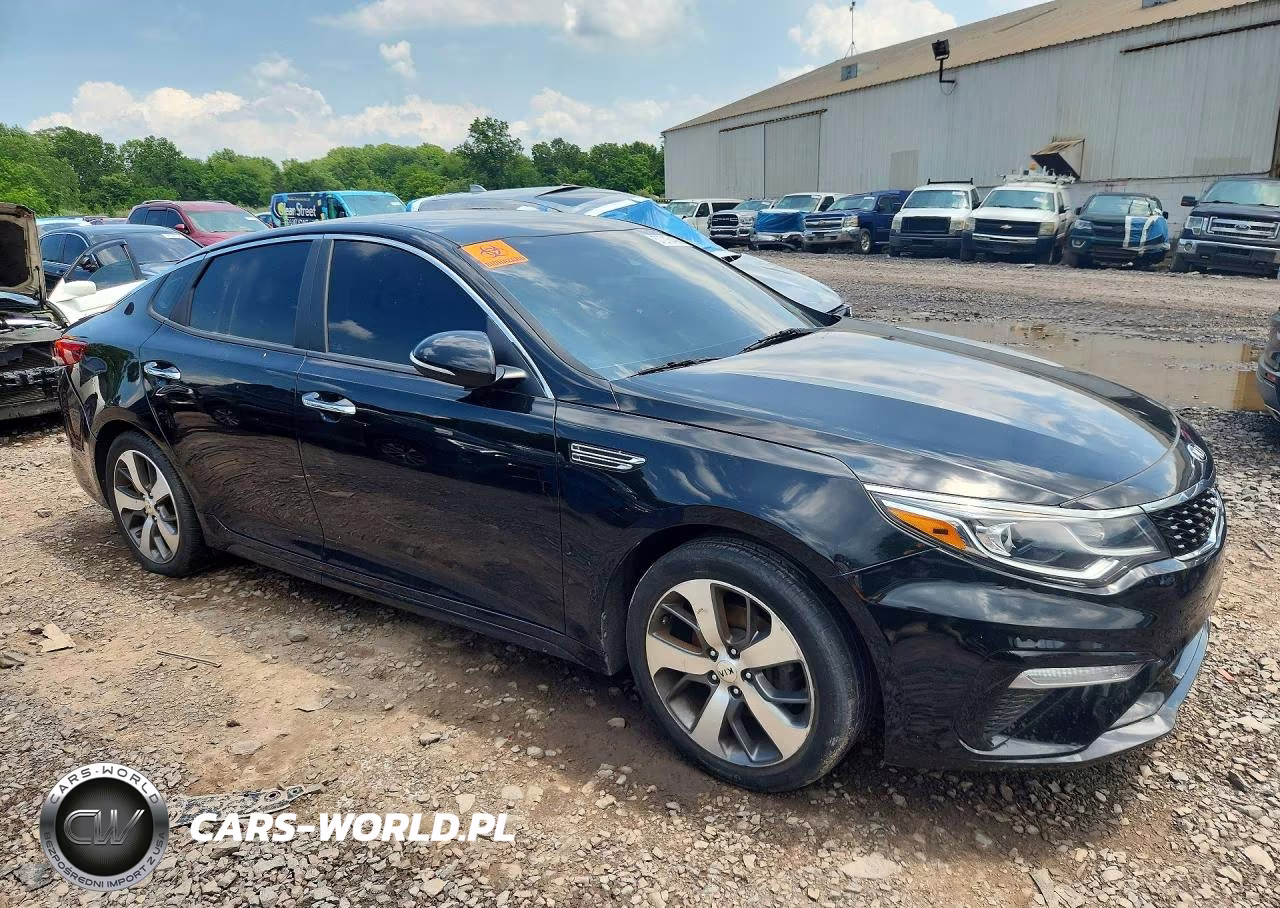 2020 Kia Optima S VIN:5XXGT4L3XLG425957 - 4