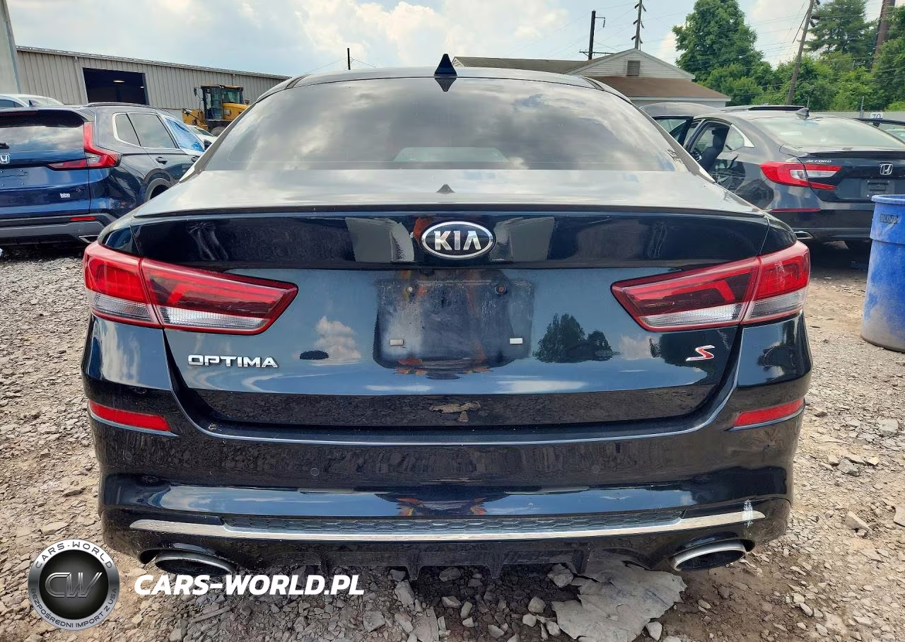 2020 Kia Optima S VIN:5XXGT4L3XLG425957 - 6