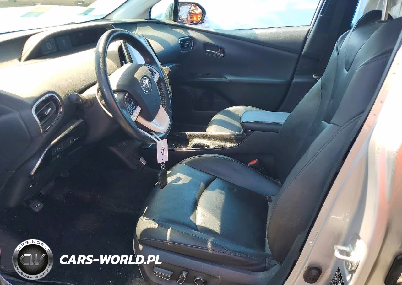 2017 Toyota Prius Prime Premium VIN:JTDKARFP3H3032322 - 7