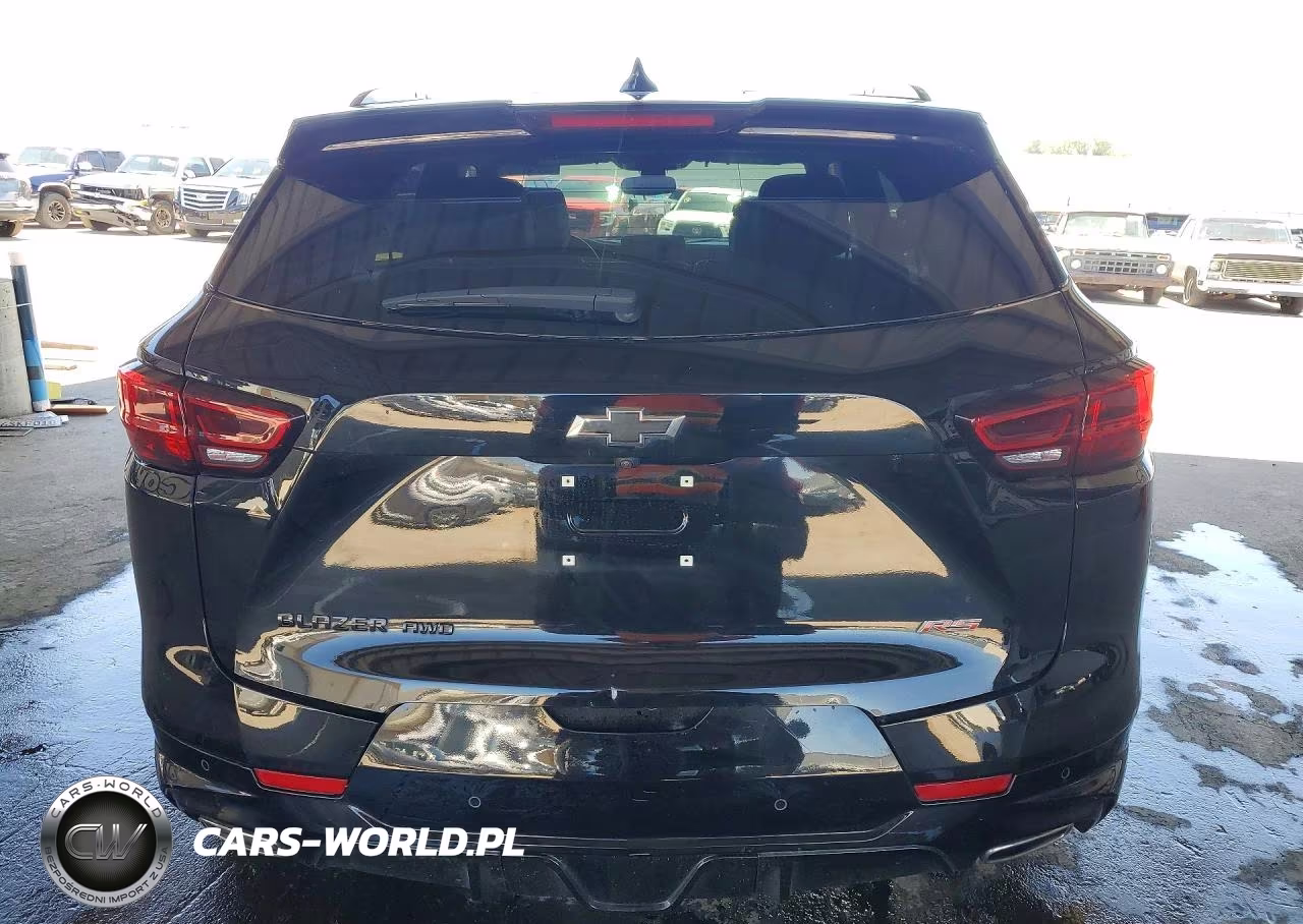 2025 Chevrolet Blazer Rs VIN:3GNKBKRS2SS205650 - 6