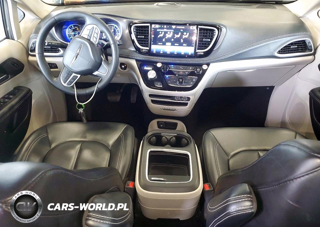 2023 Chrysler Pacifica Hybrid Touring L VIN:2C4RC1L75PR618055 - 8