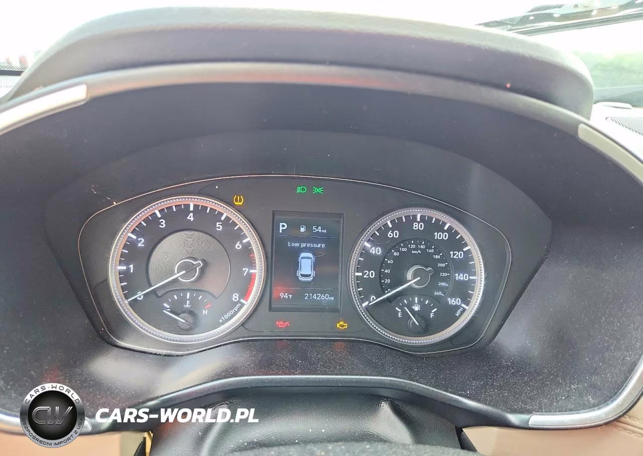 2019 Hyundai Santa Fe Se VIN:5NMS23AD0KH041818 - 9