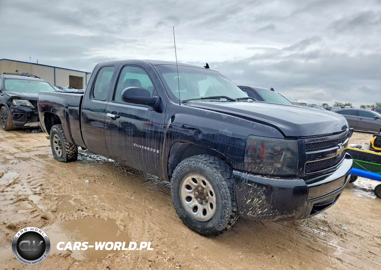 2008 Chevrolet Silverado C1500 VIN:1GCEC19X68Z195726 - 4