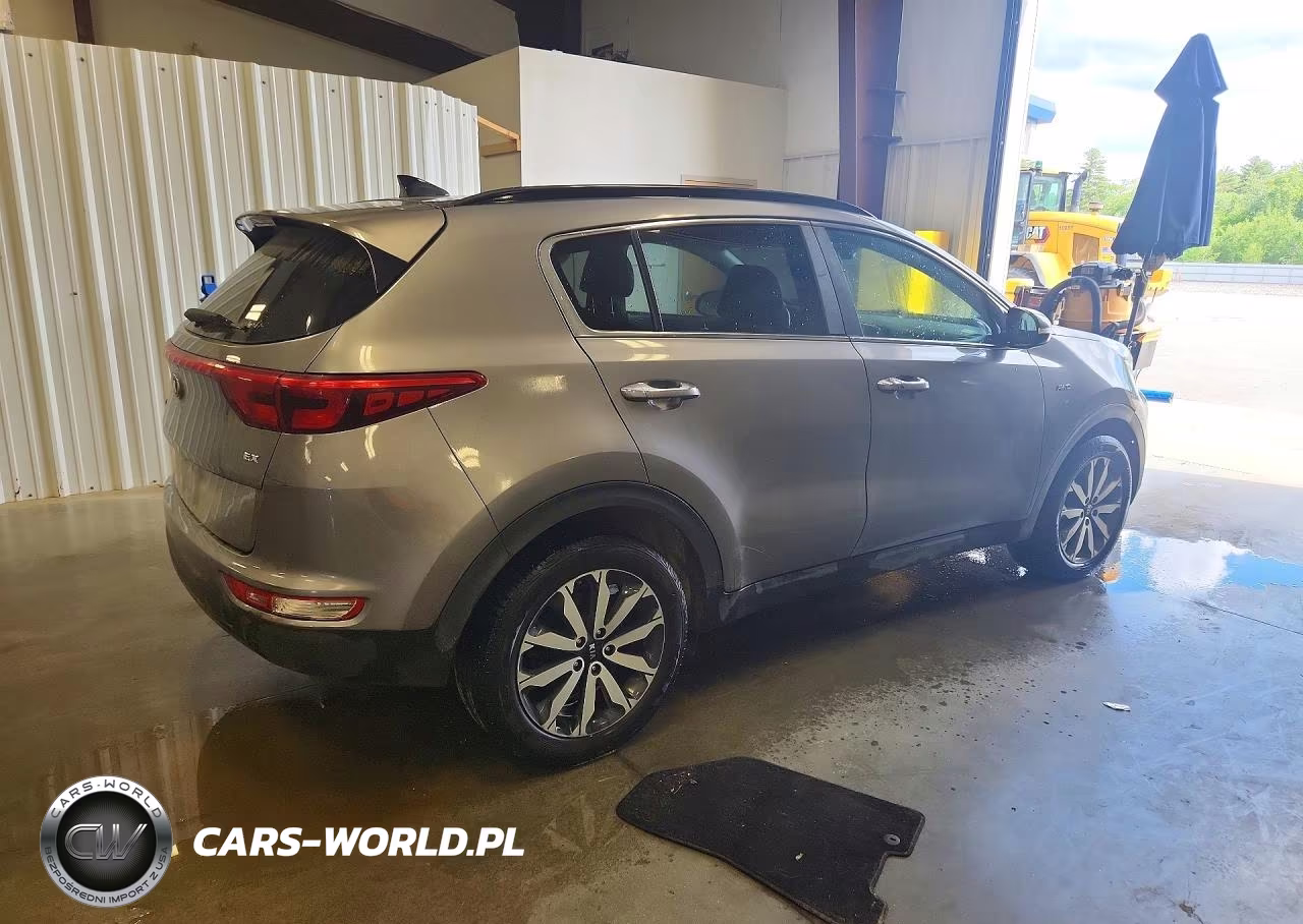 2018 Kia Sportage Ex VIN:KNDPNCAC7J7422740 - 3