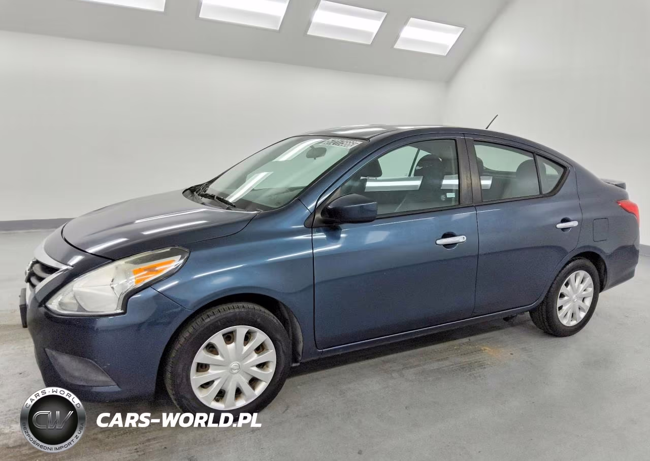 2015 Nissan Versa 1.6 Sv