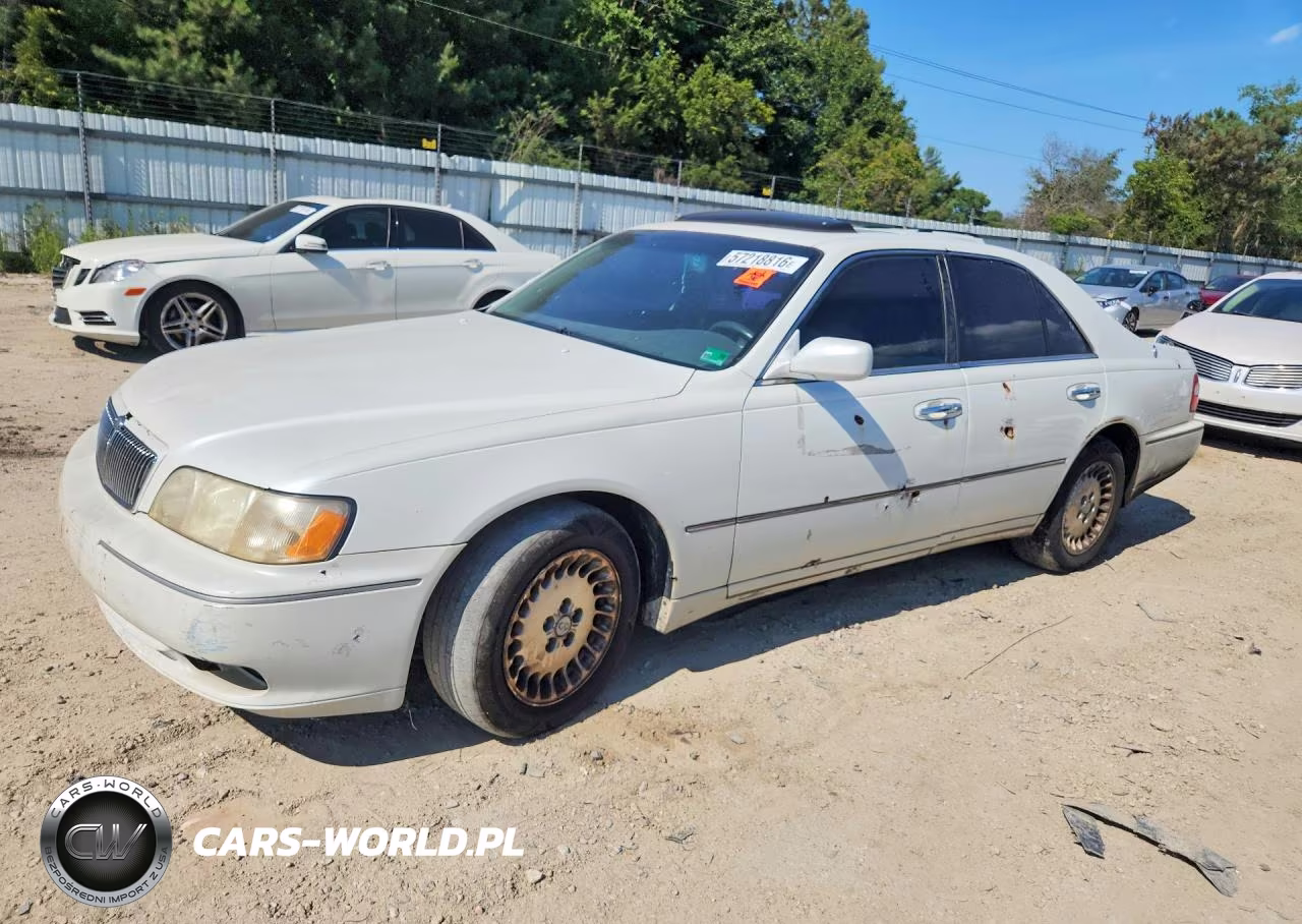 1999 Infiniti Q45 Base