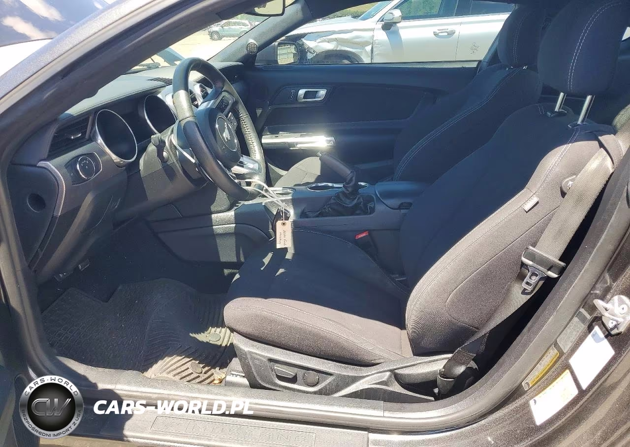 2020 Ford Mustang VIN:1FA6P8THXL5190439 - 7