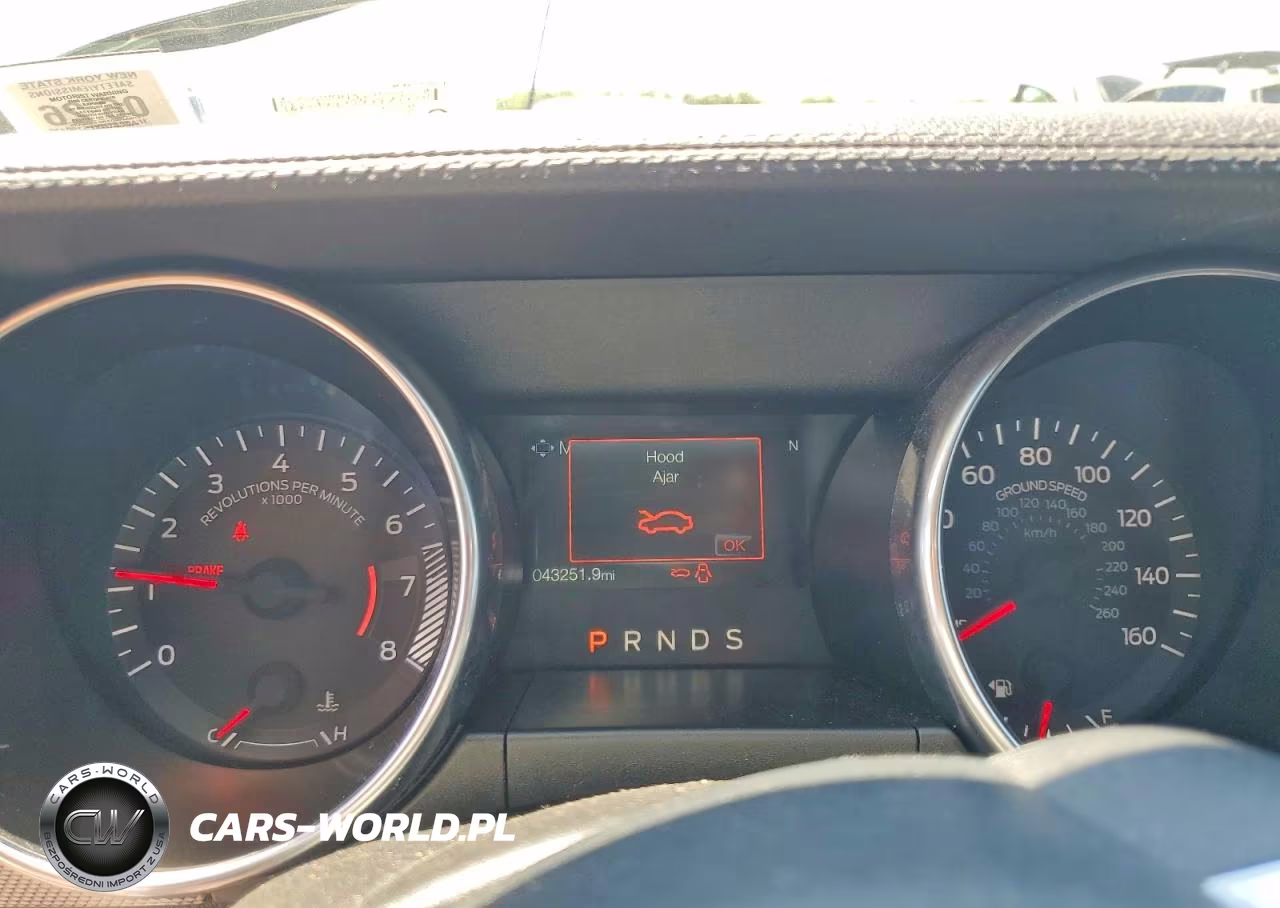 2020 Ford Mustang VIN:1FA6P8THXL5190439 - 9