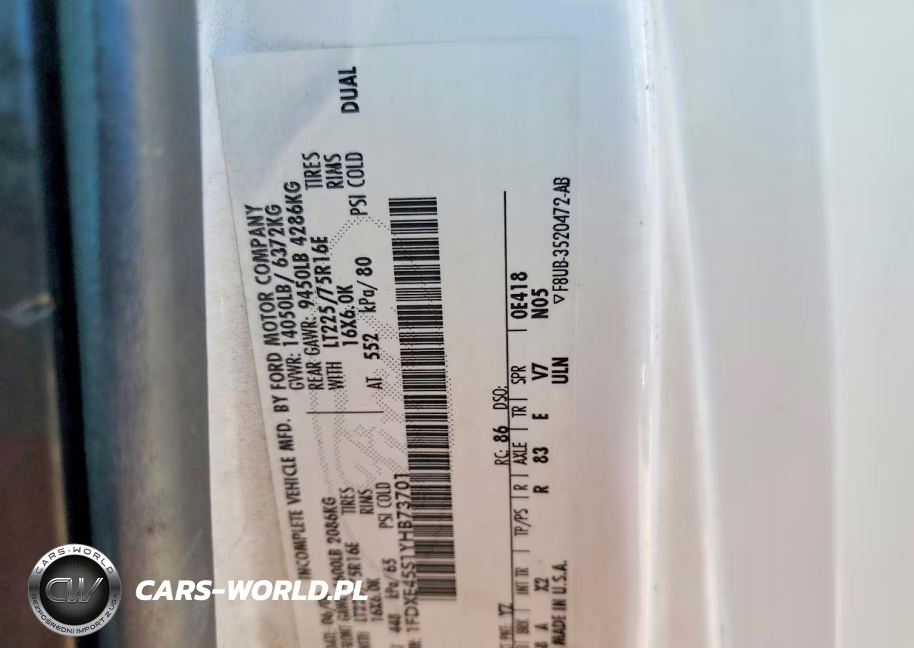 2000 Ford Econoline E450 Super Duty Cutaway Van VIN:1FDXE45S1YHB73701 - 10