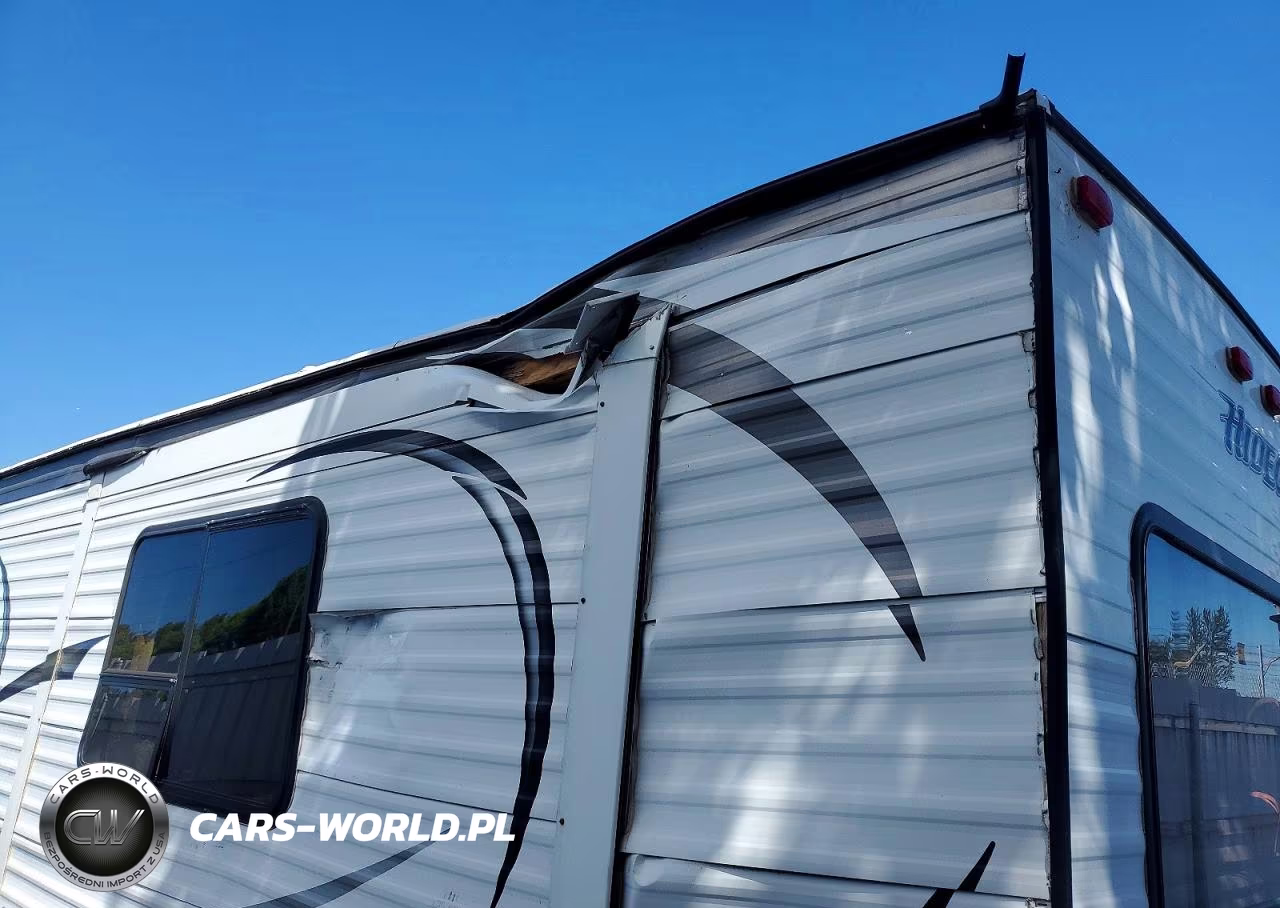 2015 Keystone Hideout Camper VIN:4YDT24R20FN205541 - 9