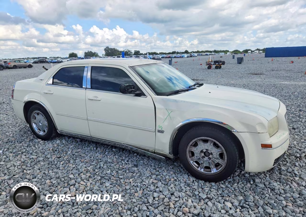 2006 Chrysler 300 Touring VIN:2C3KA53G36H167599 - 4