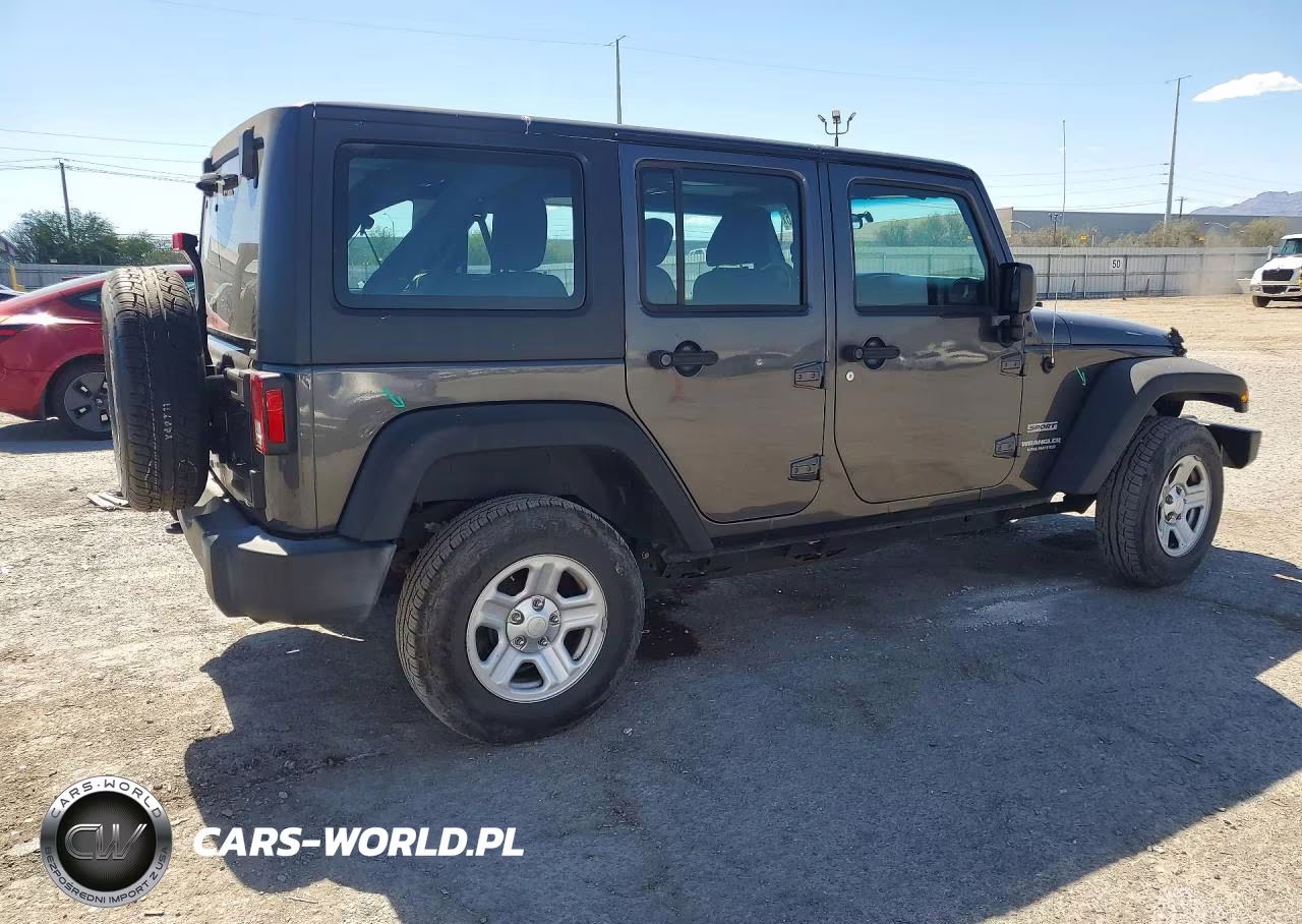2016 Jeep Wrangler Unlimited Sport VIN:1C4BJWDG4GL324240 - 3