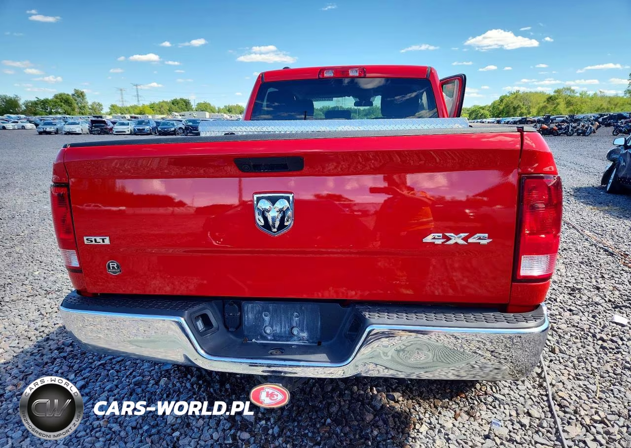 2024 Ram 1500 Classic Slt VIN:1C6RR7GG1RS124196 - 6
