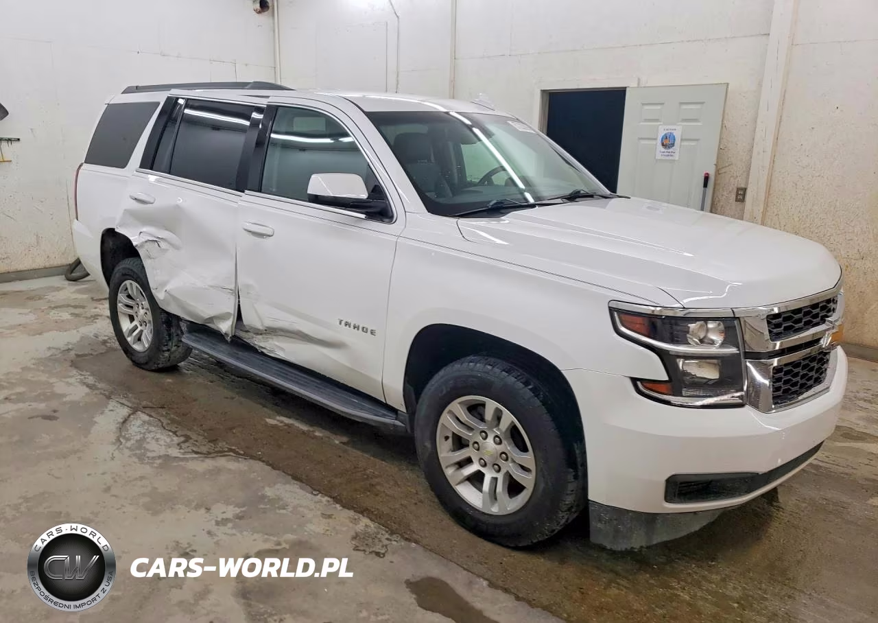 2018 Chevrolet Tahoe C1500 Lt VIN:1GNSCBKC7JR206228 - 4