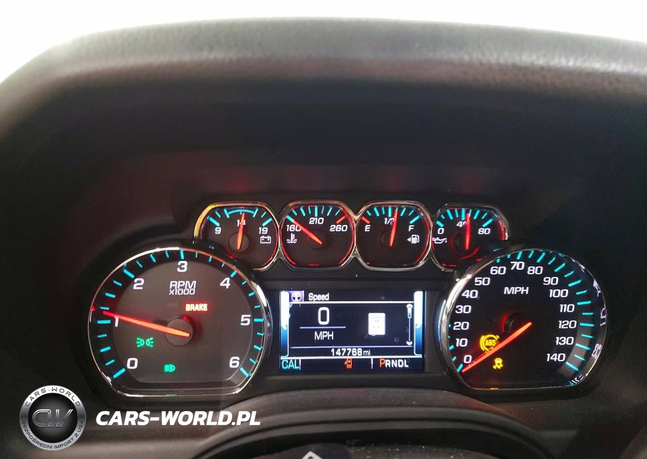 2018 Chevrolet Tahoe C1500 Lt VIN:1GNSCBKC7JR206228 - 9