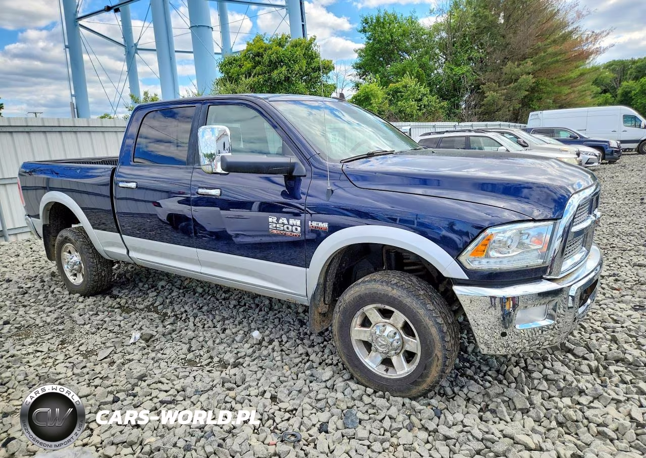 2014 Ram 2500 Laramie VIN:3C6TR5FT8EG144911 - 4