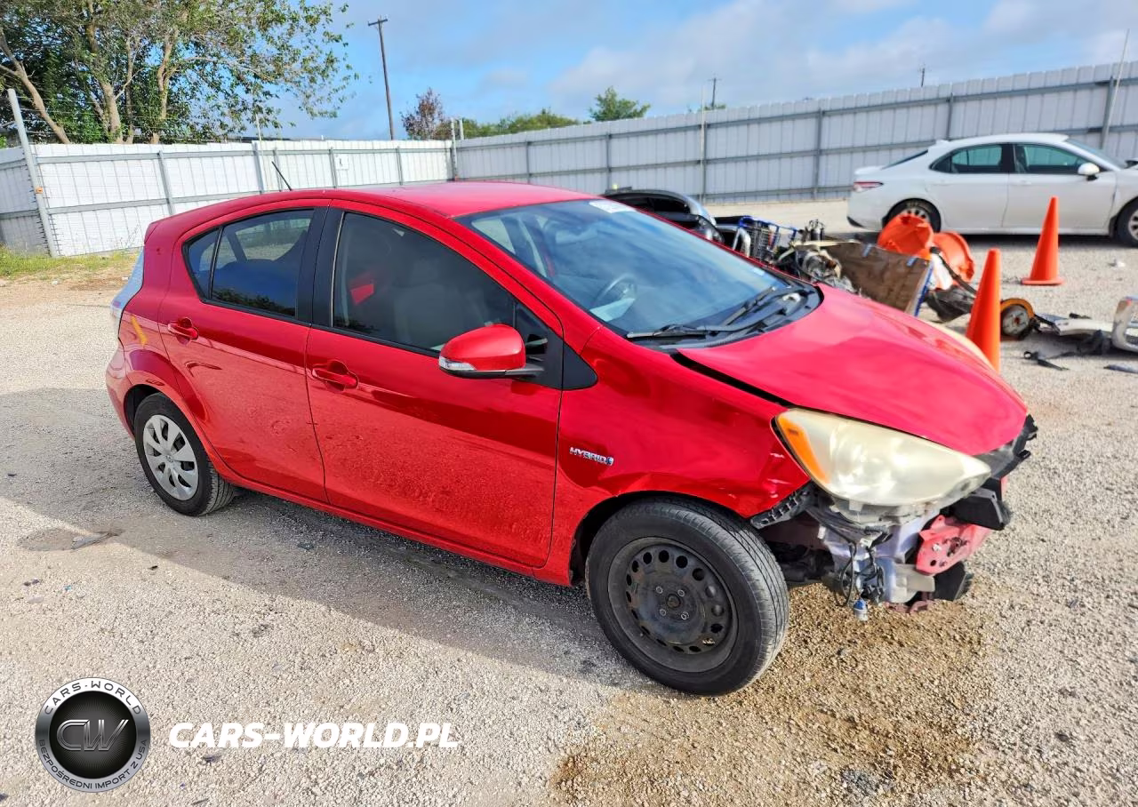 2012 Toyota Prius C Two VIN:JTDKDTB37C1010643 - 4