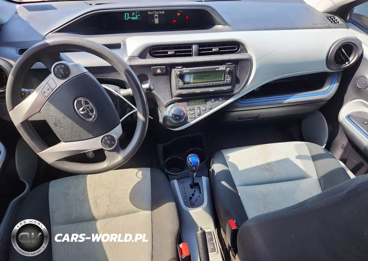 2012 Toyota Prius C Two VIN:JTDKDTB37C1010643 - 8
