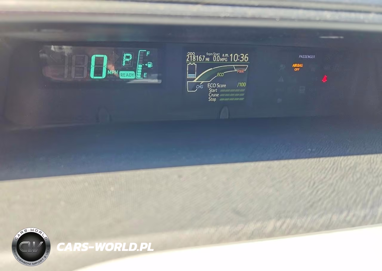 2012 Toyota Prius C Two VIN:JTDKDTB37C1010643 - 9