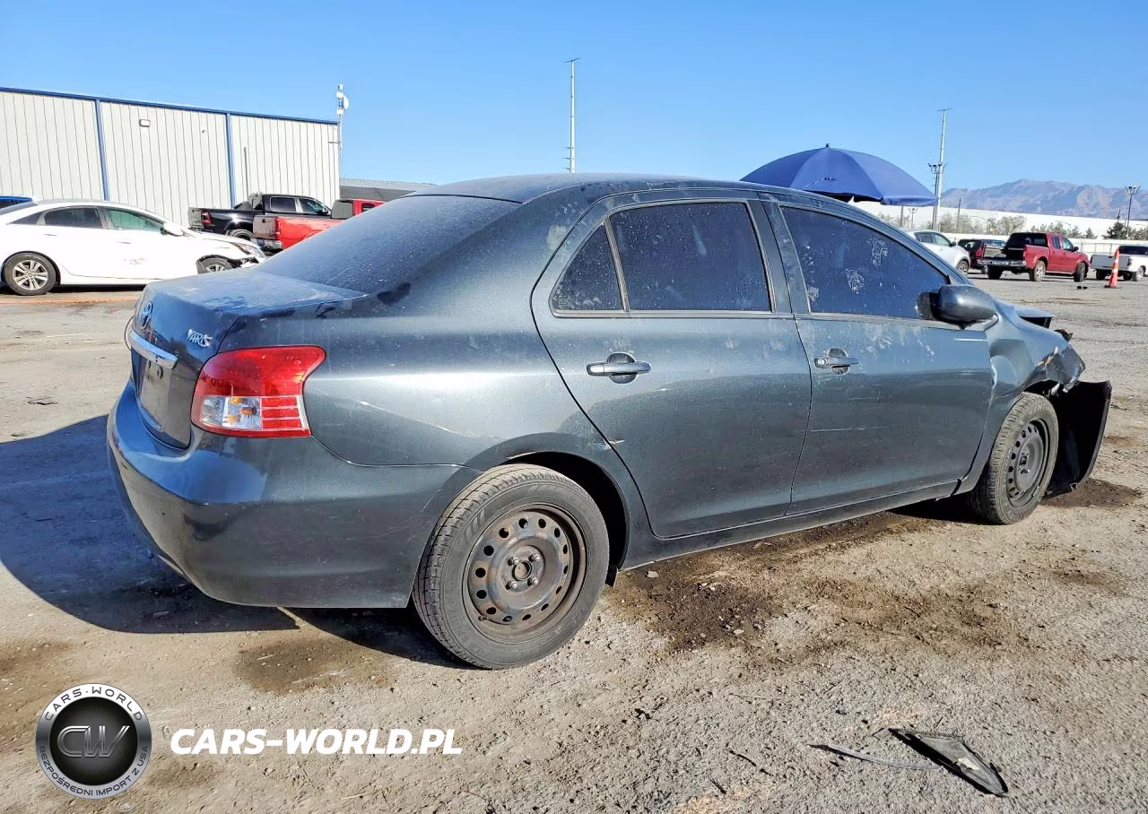 2010 Toyota Yaris Base VIN:JTDBT4K30A4063768 - 3