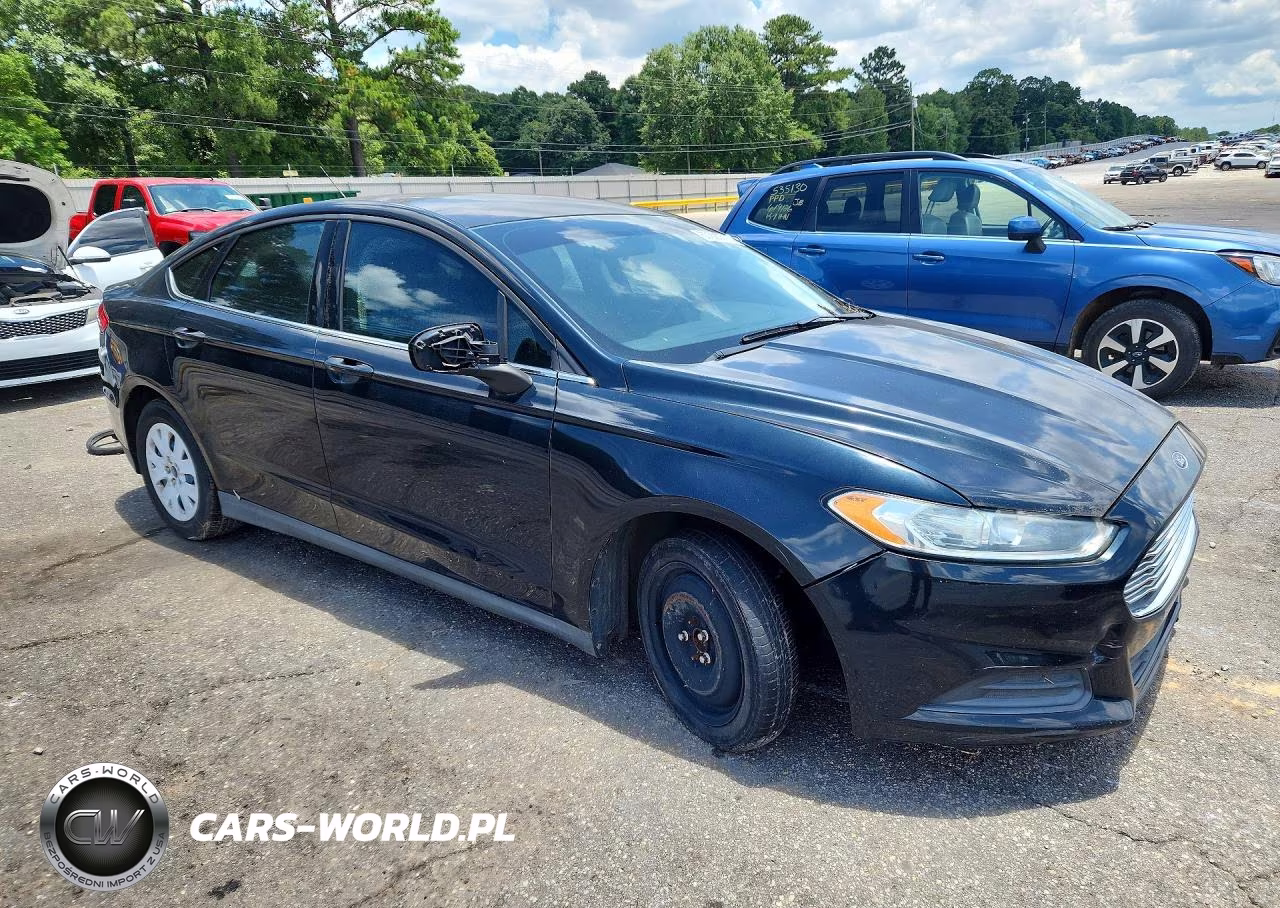 2014 Ford Fusion S VIN:3FA6P0G71ER268044 - 4