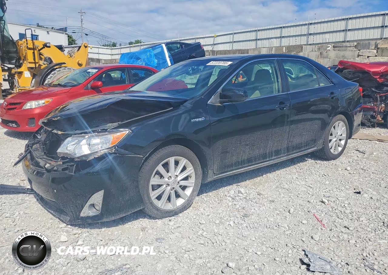 2013 Toyota Camry Hybrid Xle – zdjęcie 1 z 12