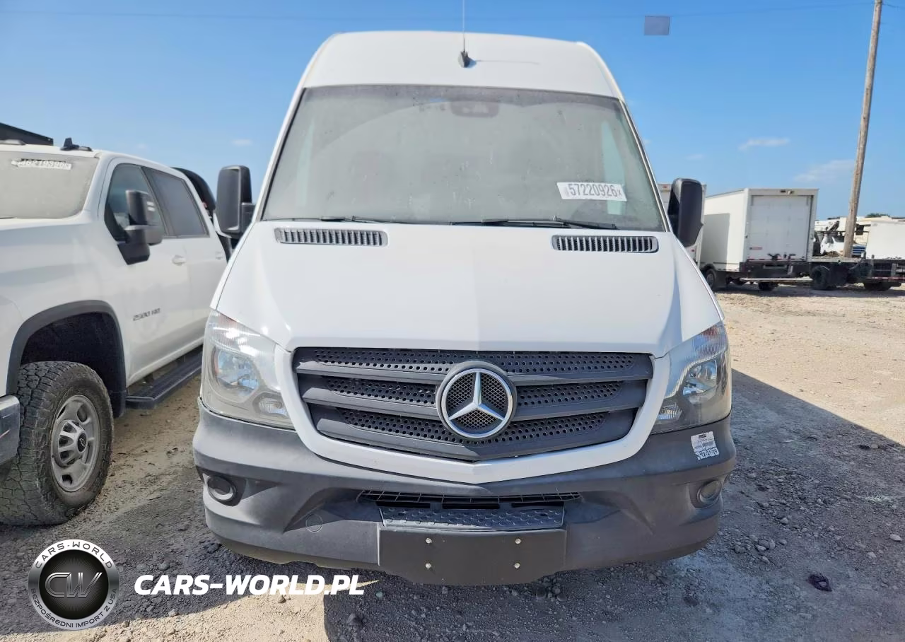 2017 Mercedes Benz Sprinter 2500 Delivery Van VIN:WD3PE8CDXHP524671 - 5