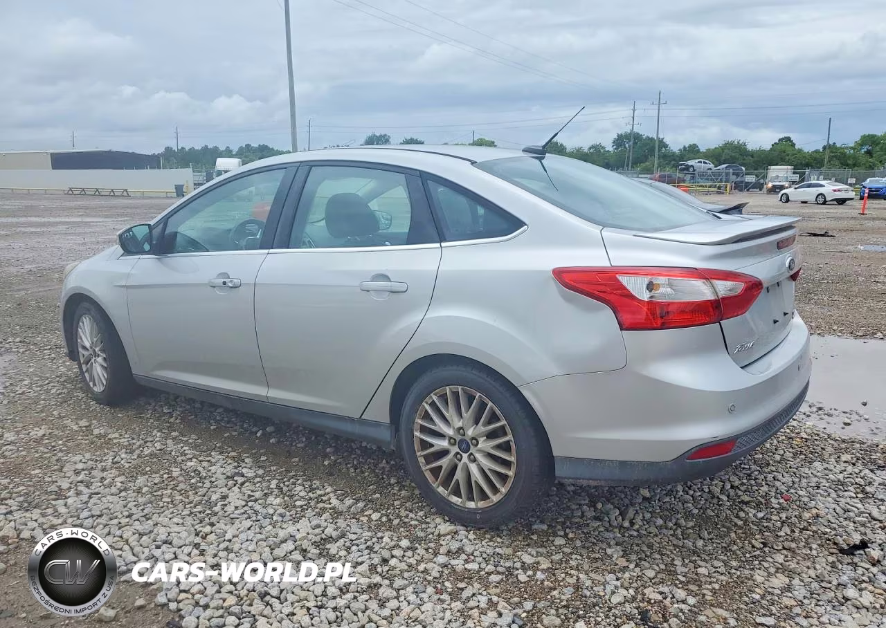 2013 Ford Focus Titanium VIN:1FADP3J20DL345814 - 2