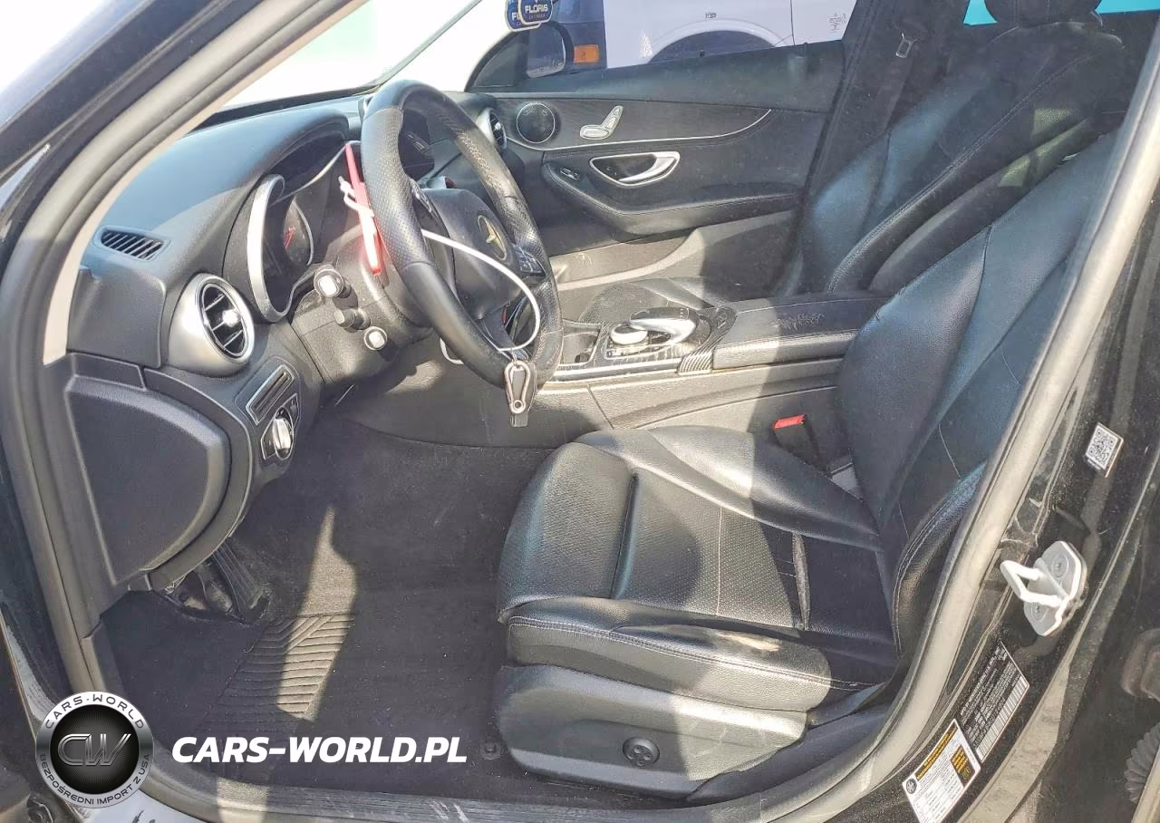 2016 Mercedes-Benz C 300 VIN:55SWF4JB8GU124804 - 7