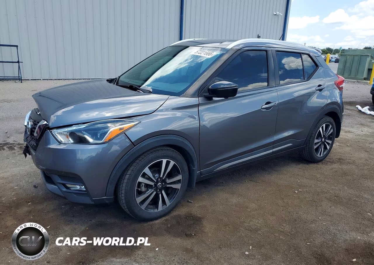 2018 Nissan Kicks Sr